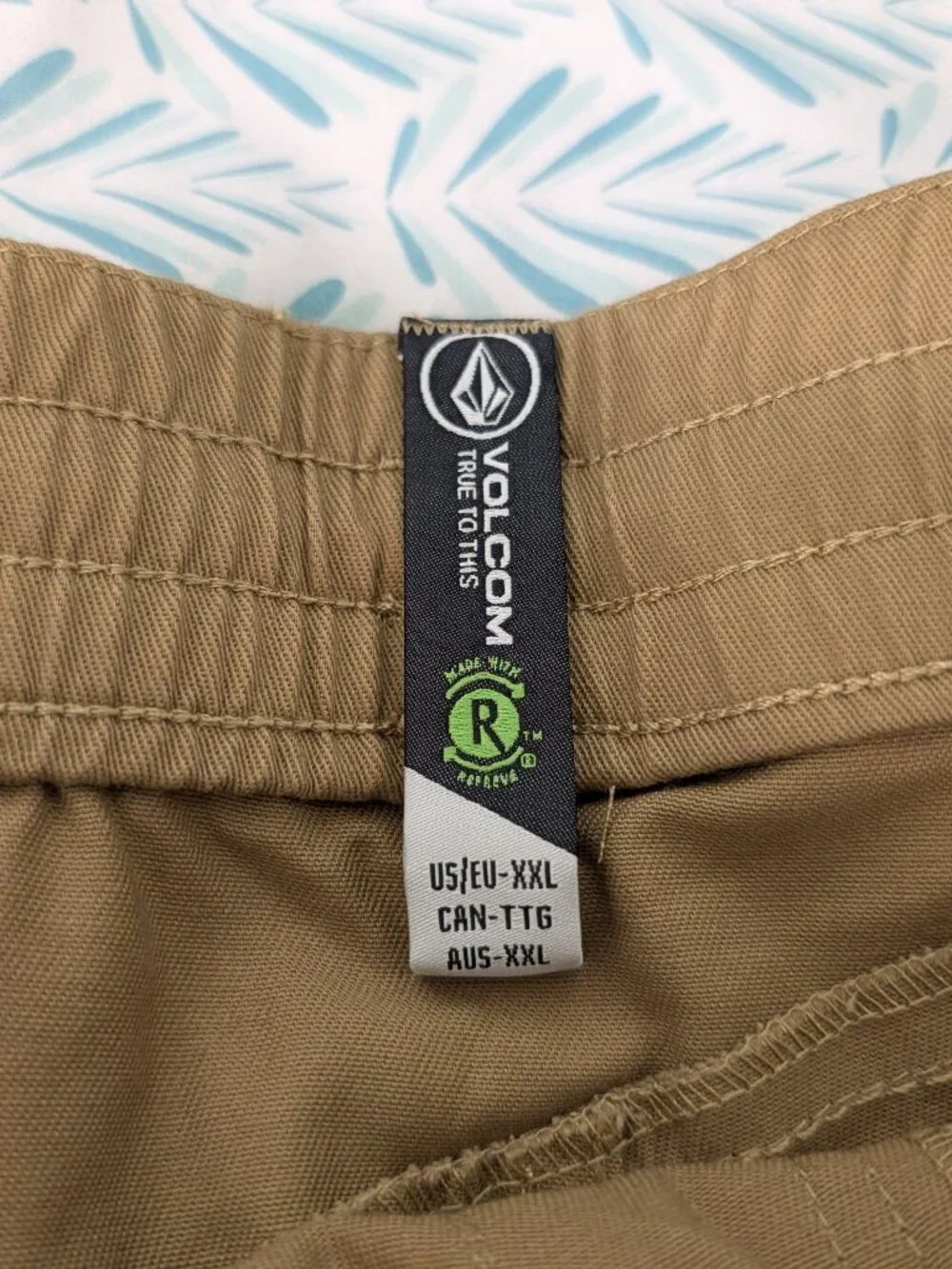 VOLCOM MEN'S FRICKIN ELASTIC WAIST SHORTS XXL 2XL Dark Khaki